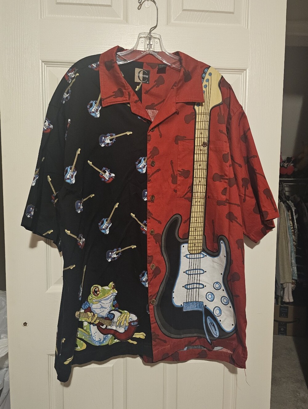 Chiliwear Guitar Print Short-Sleeve Button-Up Shirt - Red & Black Sz XL